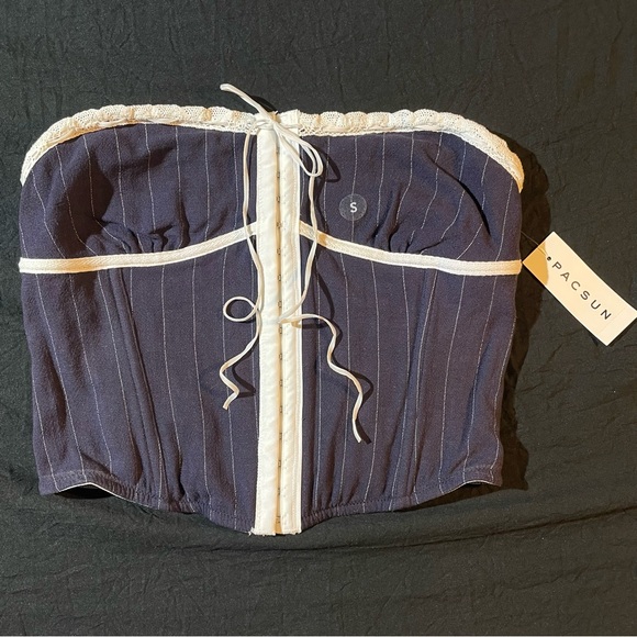 NWT Blue and White Stripe Lace Trim
Strapless Corset Top PacSun Beverly and Beck - Picture 2 of 7